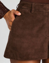 Load image into Gallery viewer, Retrofete Naya Shorts
