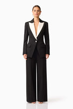 Load image into Gallery viewer, Elliatt Leonie Set
