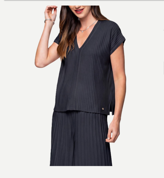 Biana Vivi Top In Dark Navy Glasscock Boutique